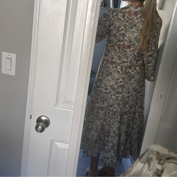 Catherine Prevost Designer Seashell Print Midi Dress  Size: Medium - Picture 3 of 7